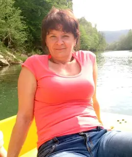 Анкета массажистки Людмила - Фото 1, район Советский, 48 лет, №2448