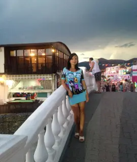 Анкета массажистки Марина - Фото 1, район Кировский, 39 лет, №2508